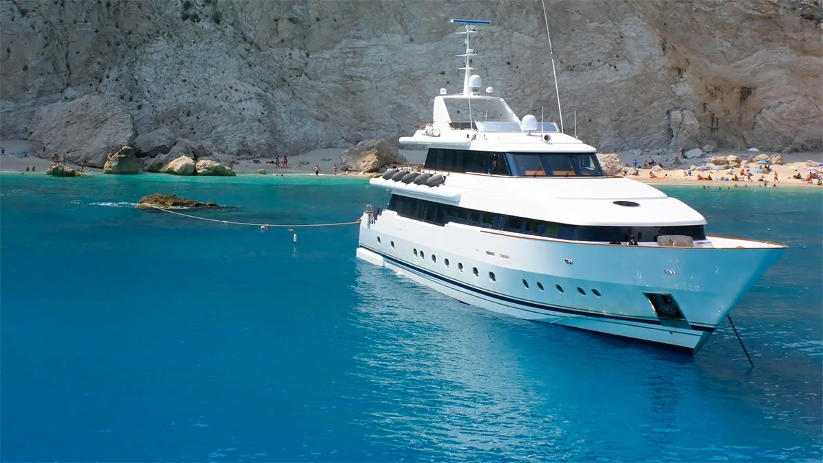 Chartering of recreational yachts